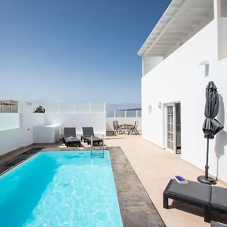 Casa Leize Piscina Climatizada, Vistas & Ac 10 Minutes Walk From Marina Rubicon * פלאיה בלנקה