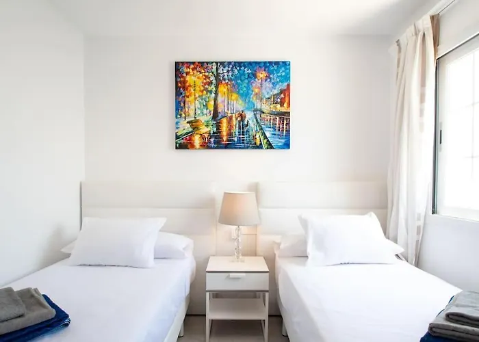 Holiday home Casa Leize Piscina Climatizada, Vistas & Ac 10 Minutes Walk From Marina Rubicon *