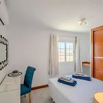 Casa Leize Piscina Climatizada, Vistas & Ac 10 Minutes Walk From Marina Rubicon بيت للعطل *