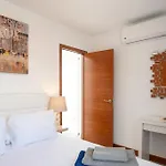 Casa Leize Piscina Climatizada, Vistas & Ac 10 Minutes Walk From Marina Rubicon بيت للعطل *