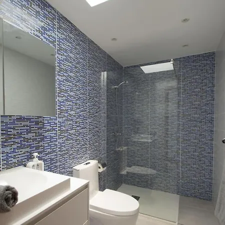Holiday home Casa Leize Piscina Climatizada, Vistas & Ac 10 Minutes Walk From Marina Rubicon *